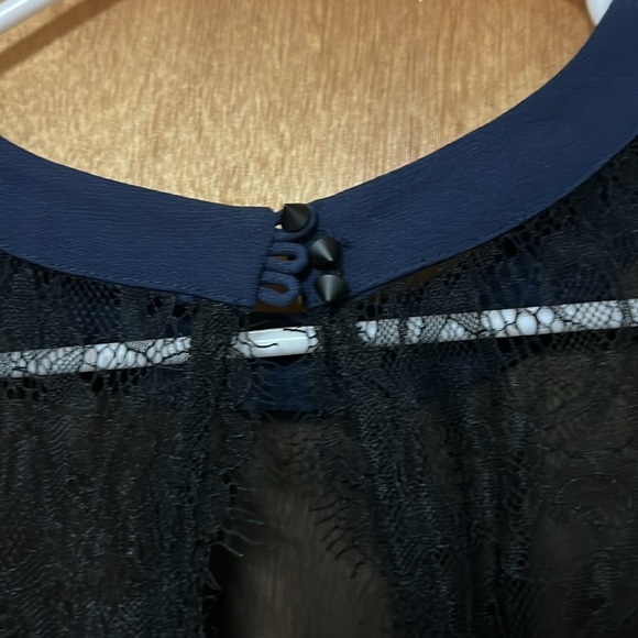 BCBGeneration Lace Dress - Picture 5 of 11